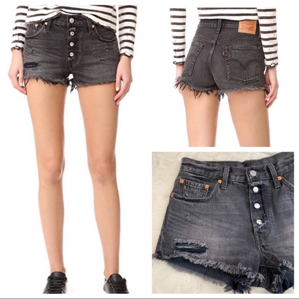 Levis High Waisted shorts